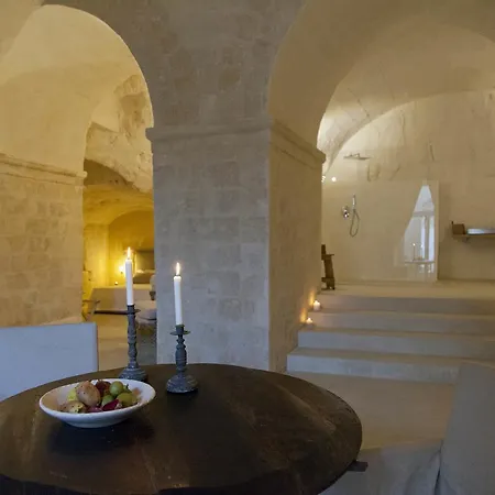 Nyaraló Angolo Del Poeta Matera