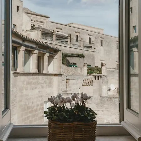 Nyaraló Angolo Del Poeta *