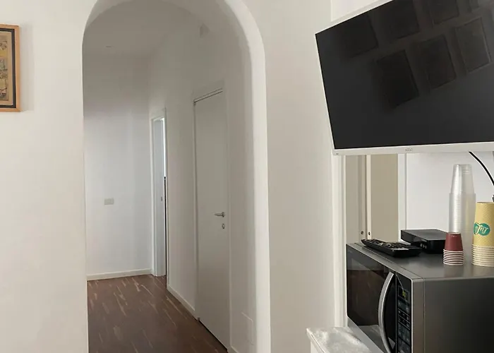 Semesterbostad Angolo Del Poeta *